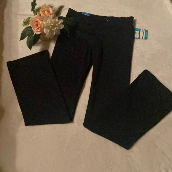 Columbia Pants - NWT Size S Columbia Stinson Tilt Boot Cut Pant Size S Inseam 32” Black